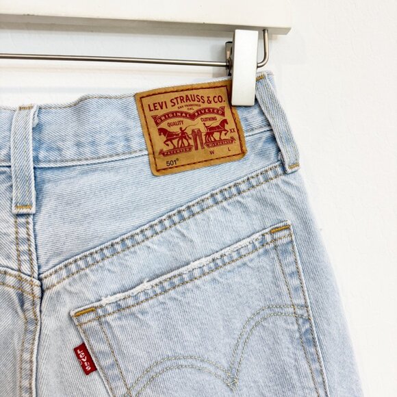 Levi’s 501 Button Fly Denim High Rise Cut Off Blue Jean Shorts Casual Western 25 - Picture 8 of 10